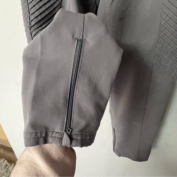 Jaanuu scrub pants small grey - Picture 9 of 9